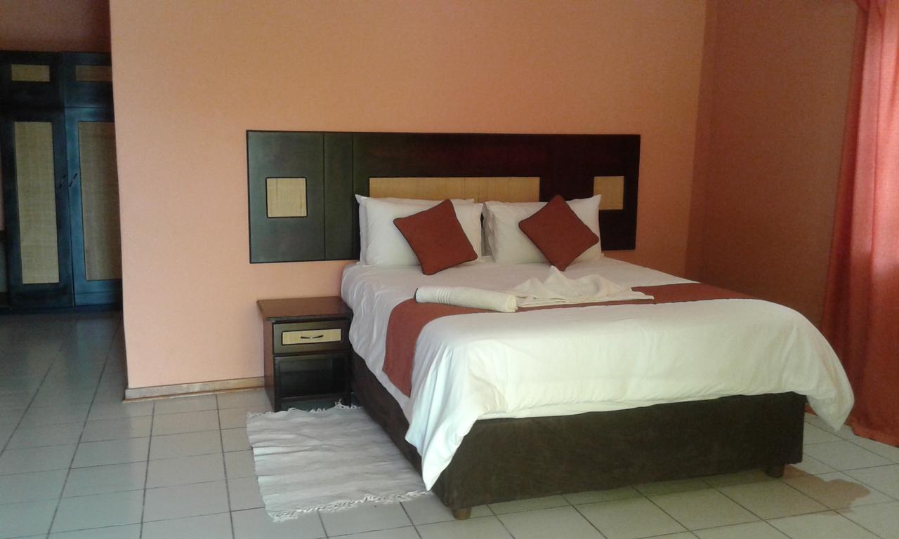 Larissa Hotel Maun Dış mekan fotoğraf