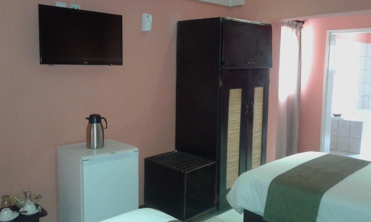 Larissa Hotel Maun Dış mekan fotoğraf