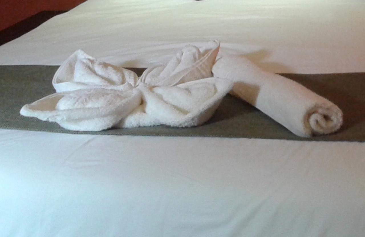 Larissa Hotel Maun Dış mekan fotoğraf